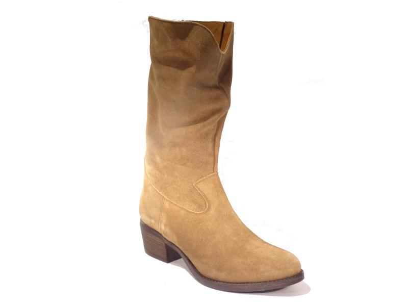 Aqa_A8941_A49_Dames_enkellaarsje_western_bruin