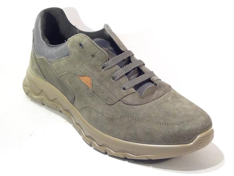 Grisport_44506_09_Veterschoenen_Groen