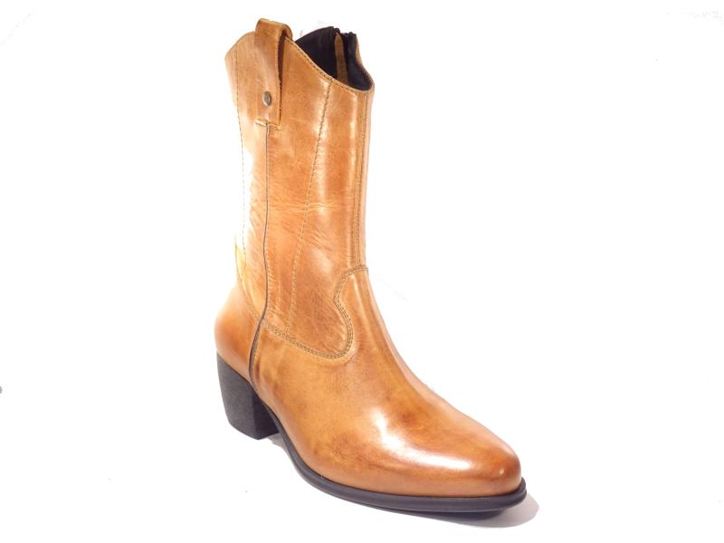 Wolky_Caprock_HV_dames_westernboot_cognac_H_wijdte