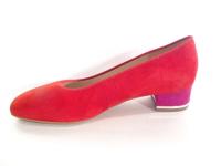 Ara_21838_24_Pumps_Rood_H_2