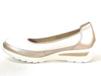 Ara_50664_08_Instappers_Beige_H_3