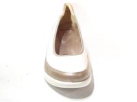 Ara_50664_08_Instappers_Beige_H_4