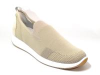 Ara_54042_08_Instappers_Beige_G