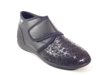 Q Fit Shoes 2001.03 Geneve 2 Black Design