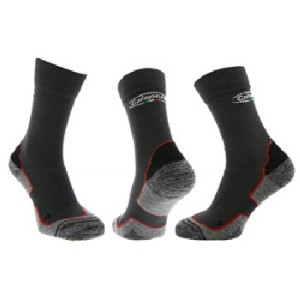 De trekking sokken van Grisport zijn verkrijgbaar per drie stuks. De sokken zijn anti-statisch, voorkomen vieze geurtjes en zijn antibacterieel.