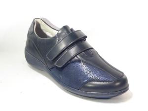 Q_Fit_Shoes_4237_10_002_Nola_Klittenbandschoenen_Blauw